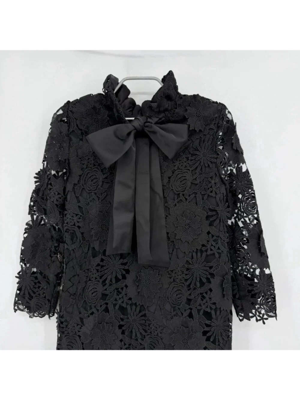 Tuckernuck Black Guipure Lace Daphne Dress XL Ruffle Collar Bow Cocktail Party - Picture 6 of 9